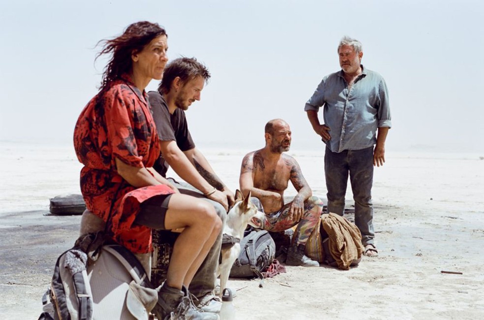 Cena de "Sirât" — Foto: Divulgação