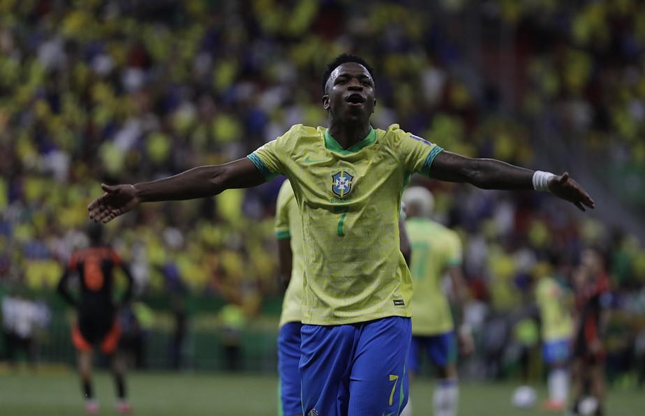 Vini Jr. assume a responsabilidade, marca nos acréscimos e Brasil