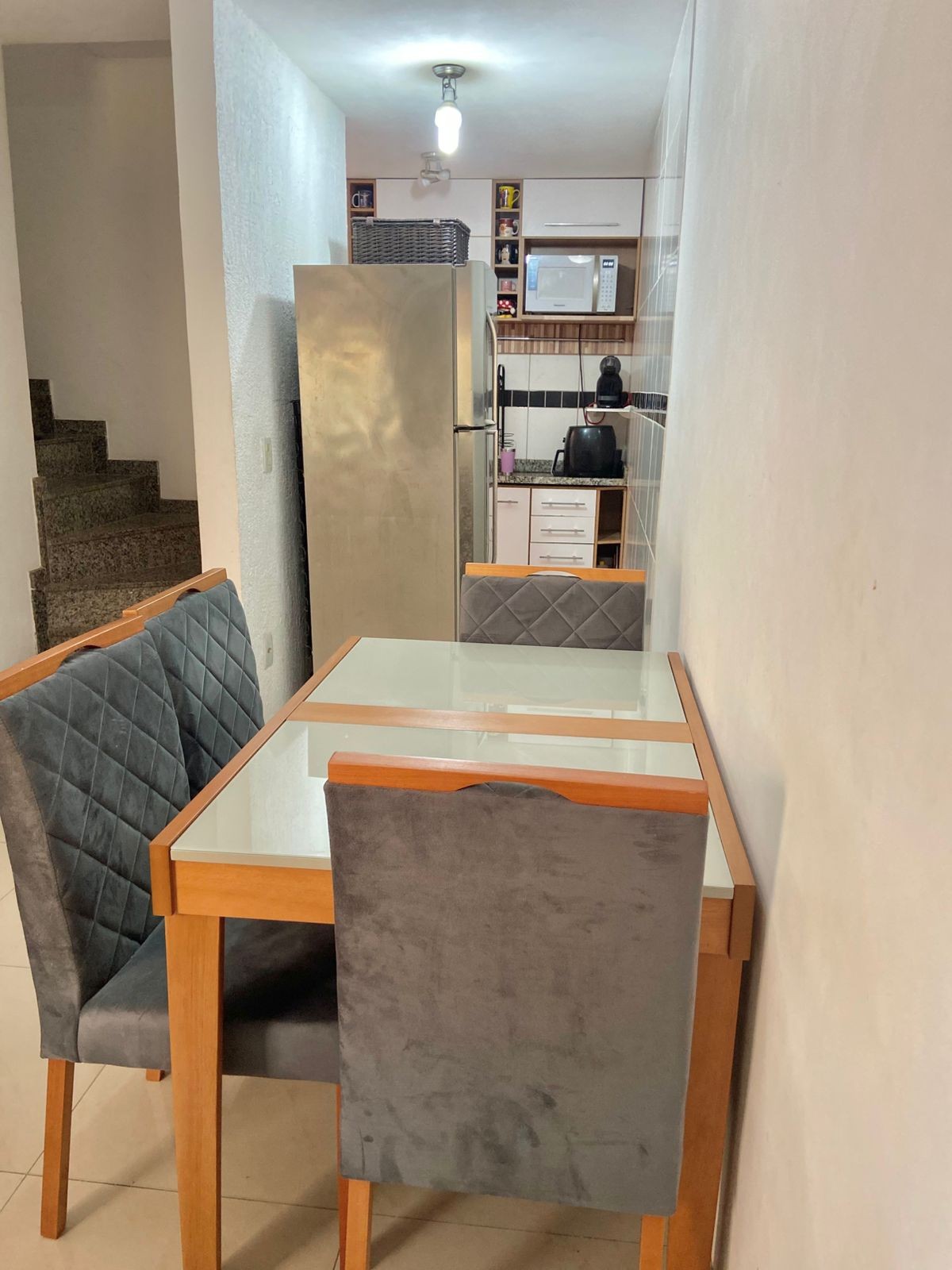 Sala da casa de Daniele Hypolito com Fábio Castro — Foto: Divulgação