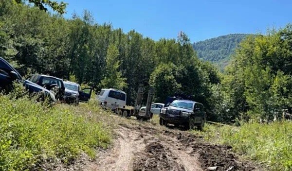 Restos mortais de vítimas de conflitos étnicos na década de 1990 são encontrados em valas comuns no Kosovo - QTU Questões do Universo