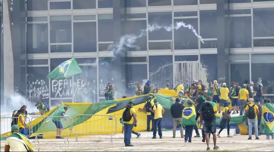 Invasão e depredacão às sedes dos três Poderes, em Brasília, no dia 8 de janeiro de 2023