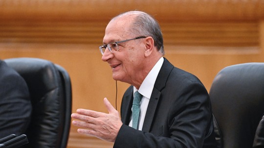 Alckmin se reúne com Xi e anuncia R$ 24,6 bi em financiamento chinês