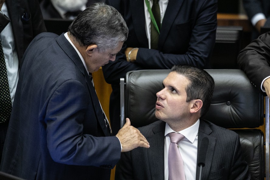 Motta afirma que definição sobre projeto que cancela aumento de IOF será  tomada ainda hoje