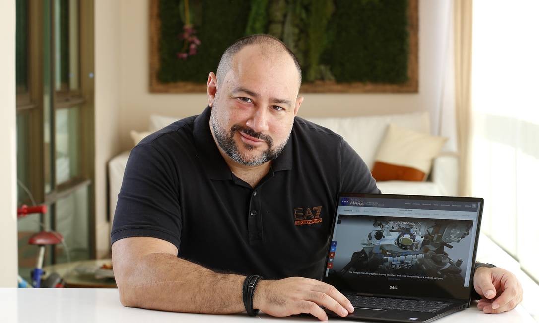 Vem aí filme sobre ex-hacker brasileiro que invadiu o sistema da Nasa nos EUA 