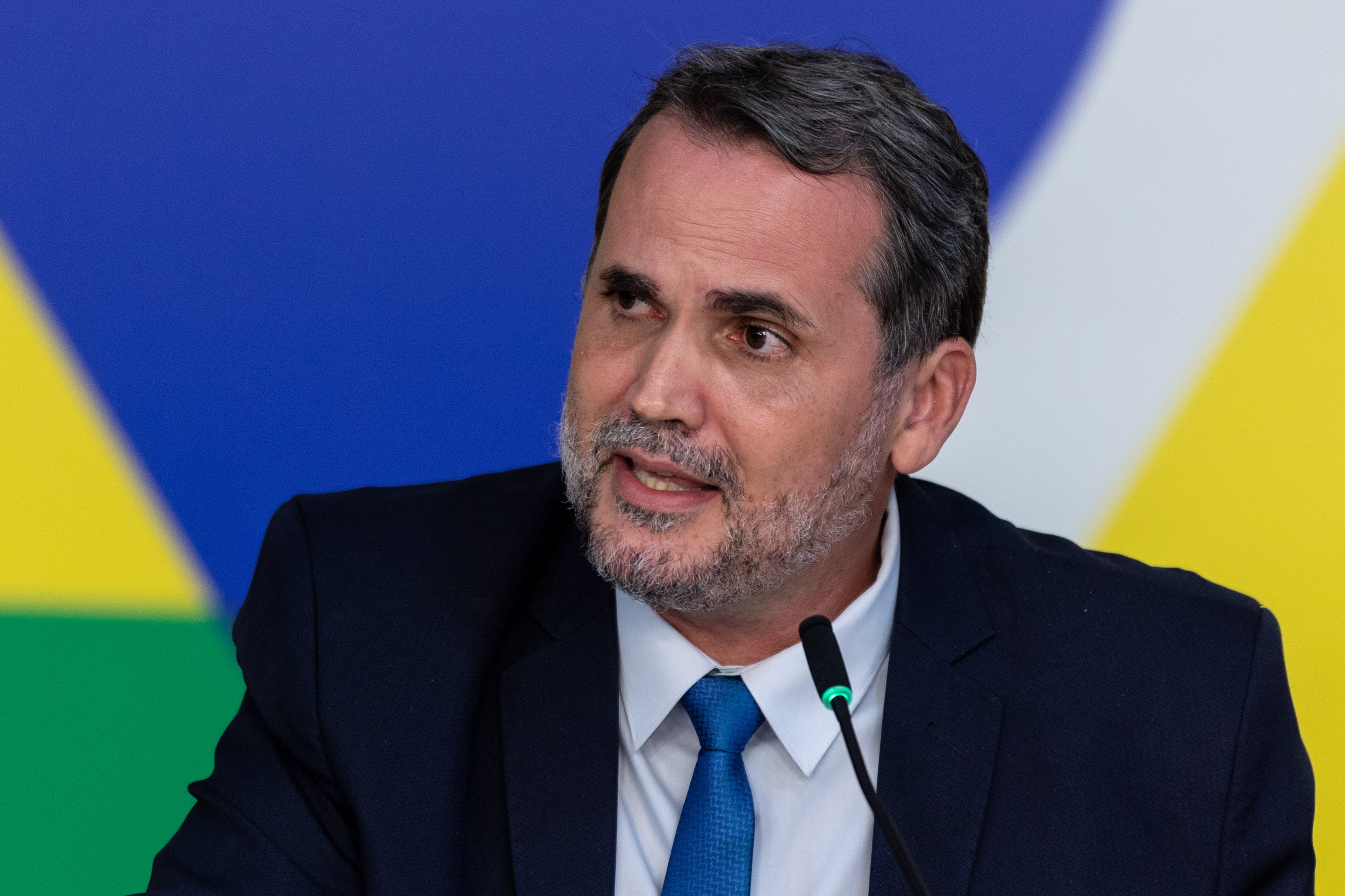 Desindexação do aumento do salário mínimo de outros benefícios não está na ordem do dia, diz ministro do Planejamento - QTU Questões do Universo
