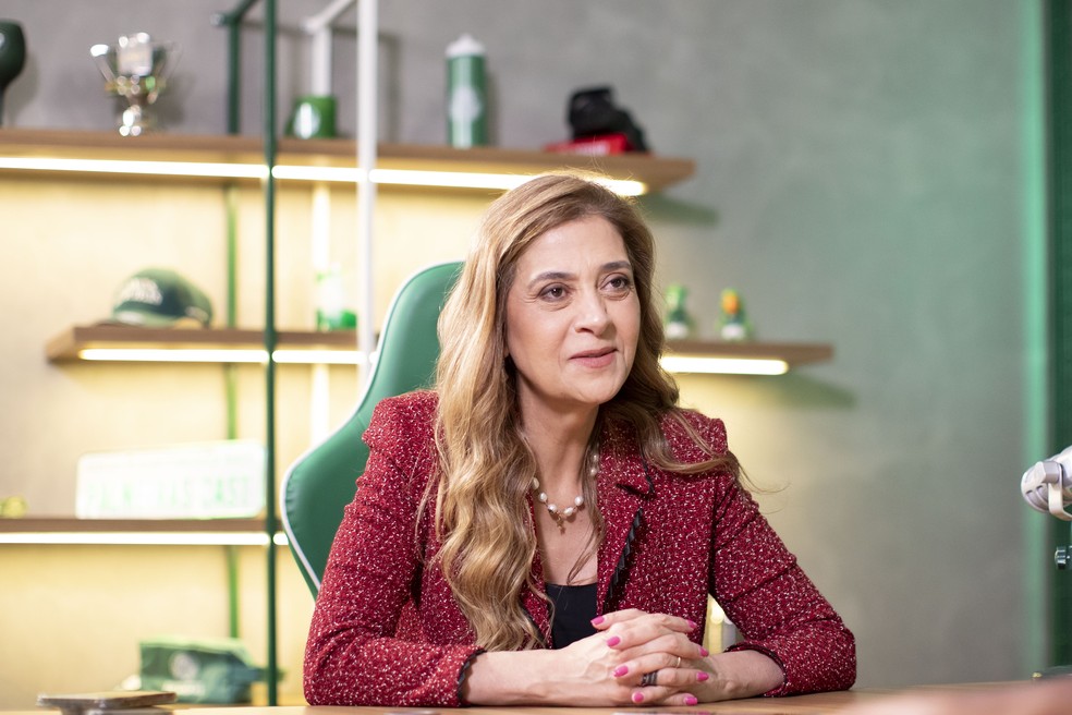 Leila Pereira fala na entrevista sobre John Textor e Gabigol — Foto: Edilson Dantas
