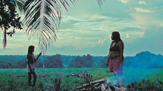 Diretores de 'A flor do Buriti', filme brasileiro premiado em Cannes, planejam novo filme em aldeia indígena
