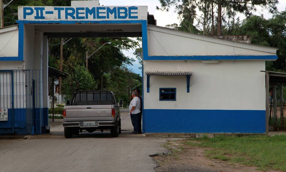 A entrada do complexo penitenciário de Tremembé — Foto: Marcelo Piu