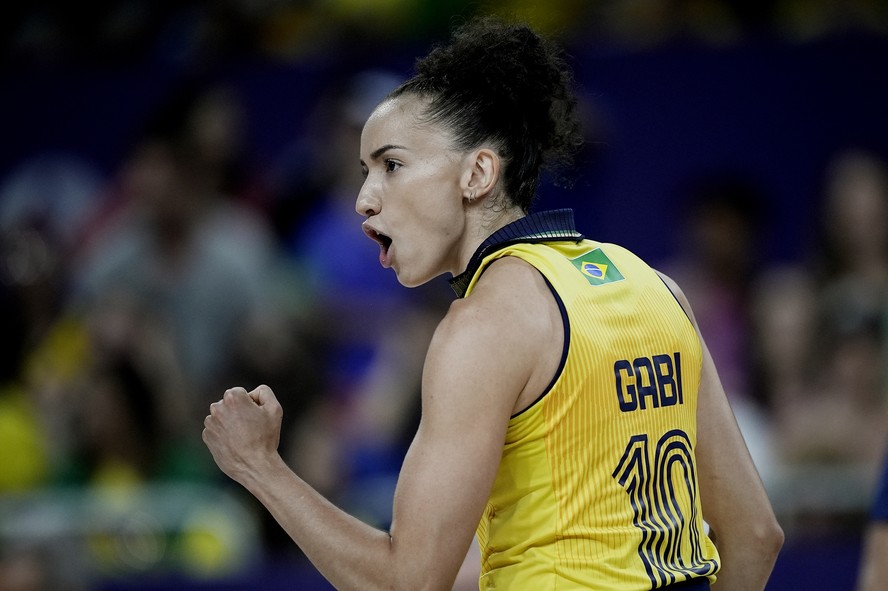 Gabi foi destaque nas quartas de final no vôlei feminino