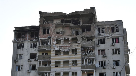Três mortos, incluindo uma criança, em ataque aéreo russo na capital da Ucrânia