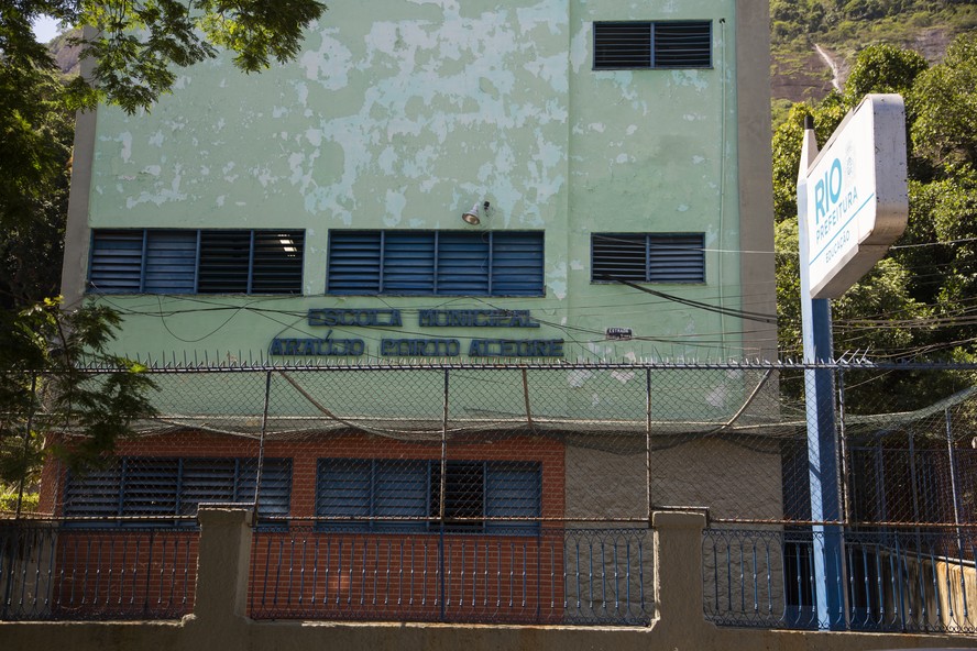 Escola Municipal Araújo Porto Alegre, na Usina, Zona Norte do Rio