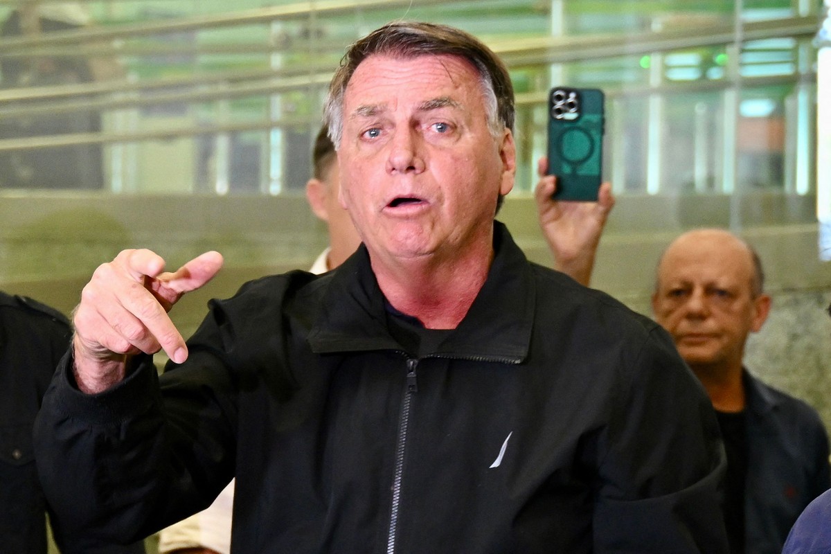 Onda de calor pode ser causada por portas do inferno se abrindo para receber o futuro político de Bolsonaro - Portais