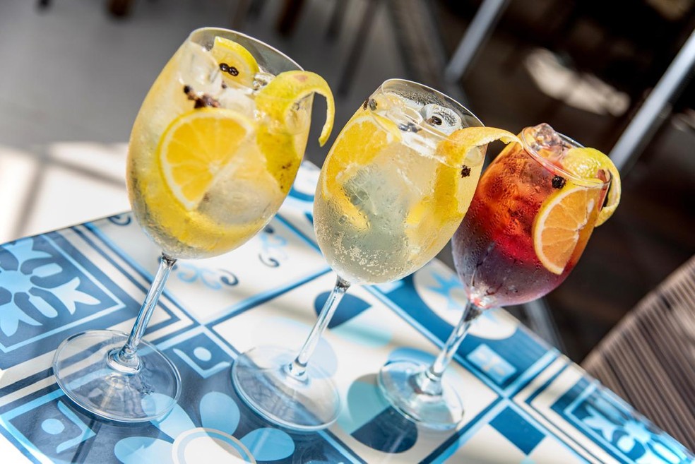 Drinques do happy hour do Adegão Português — Foto: Divulgação