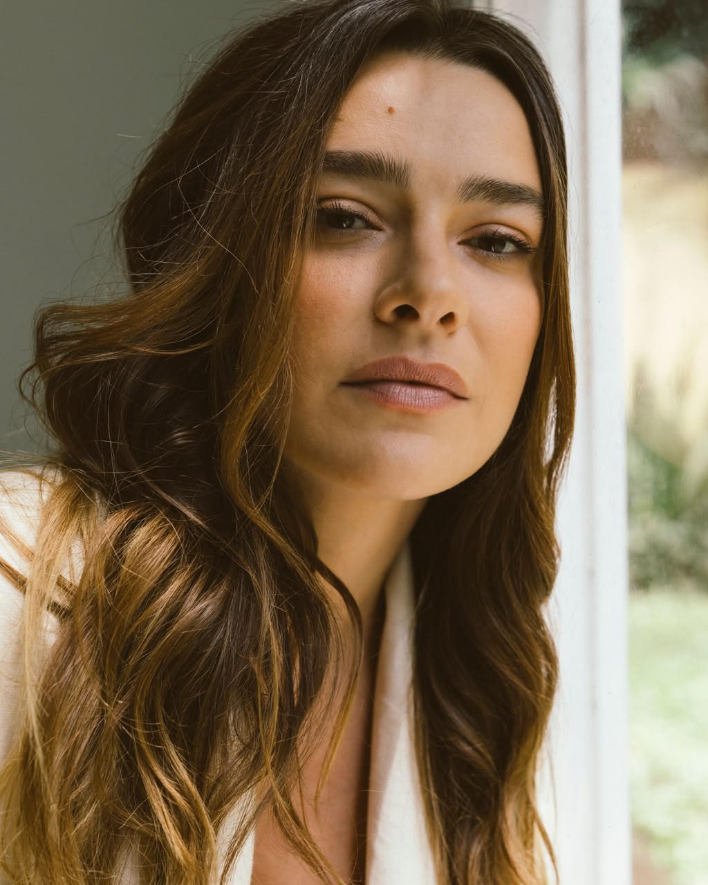 Saiba o papel de Mariana Molina em nova série da Netflix estrelada por Paolla Oliveira - QTU Questões do Universo