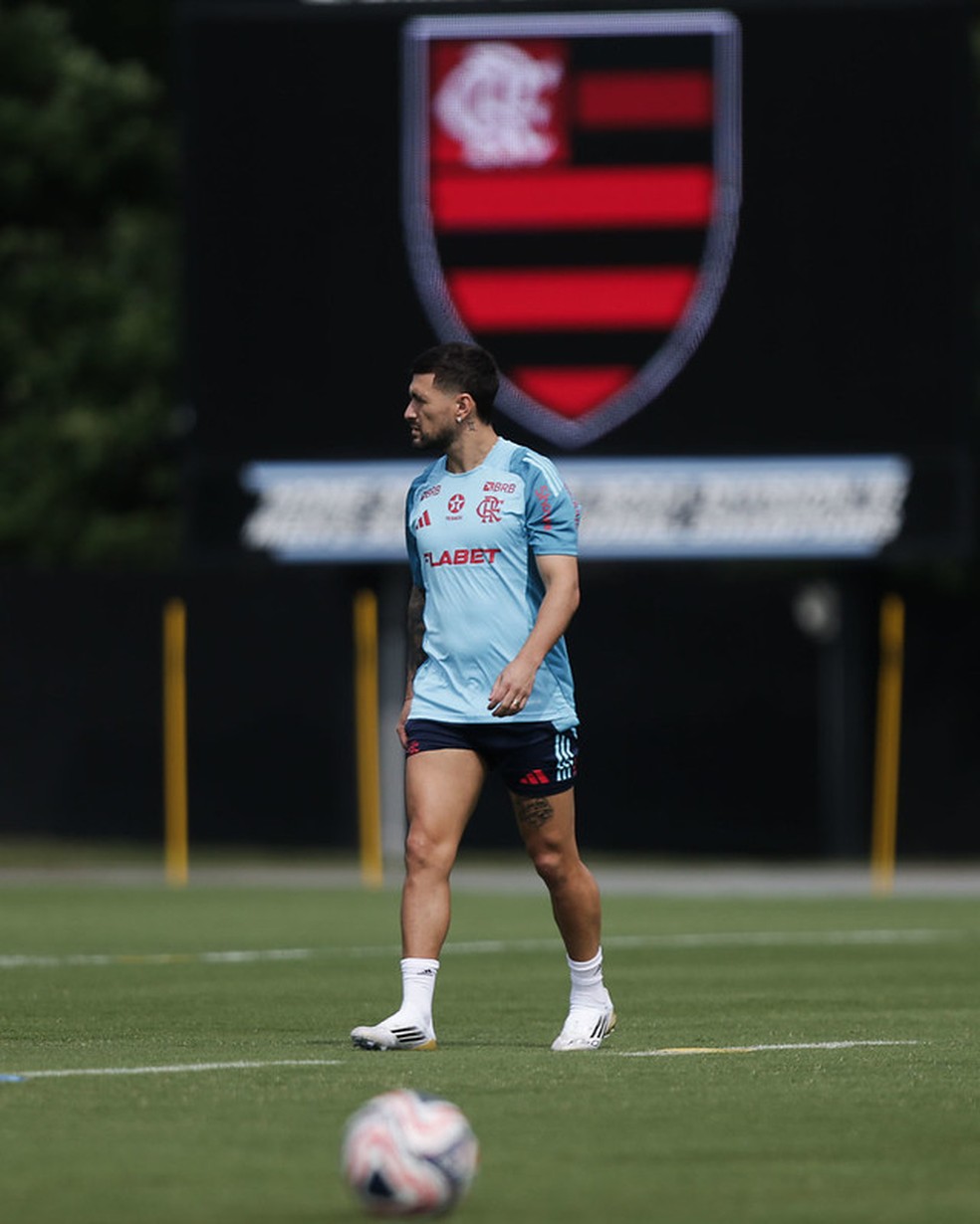Arrascaeta em treino do Flamengo nos EUA — Foto: Flamengo