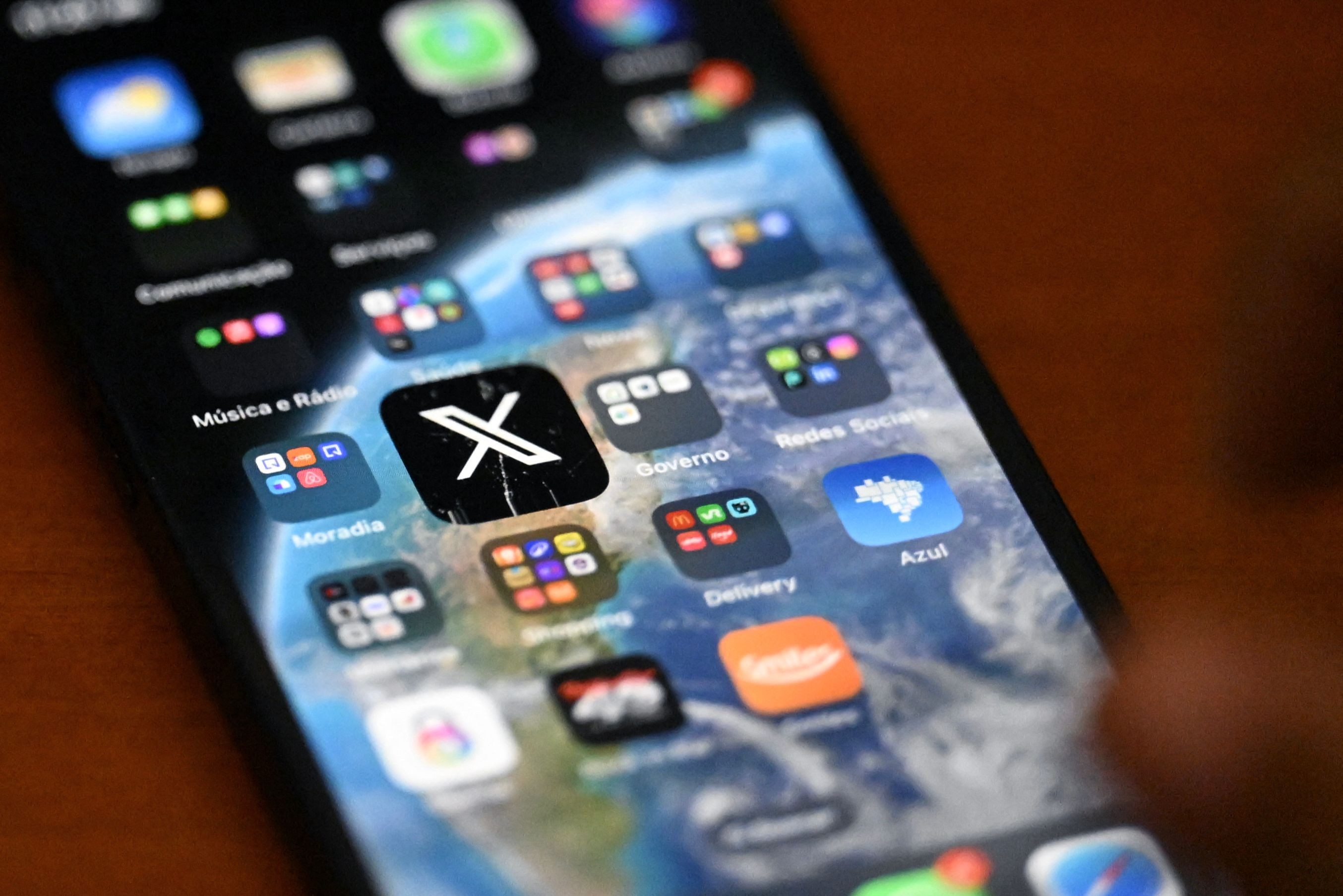 Amazon, ChatGPT, rede X e outras plataformas voltam a funcionar após pane global da Cloudflare