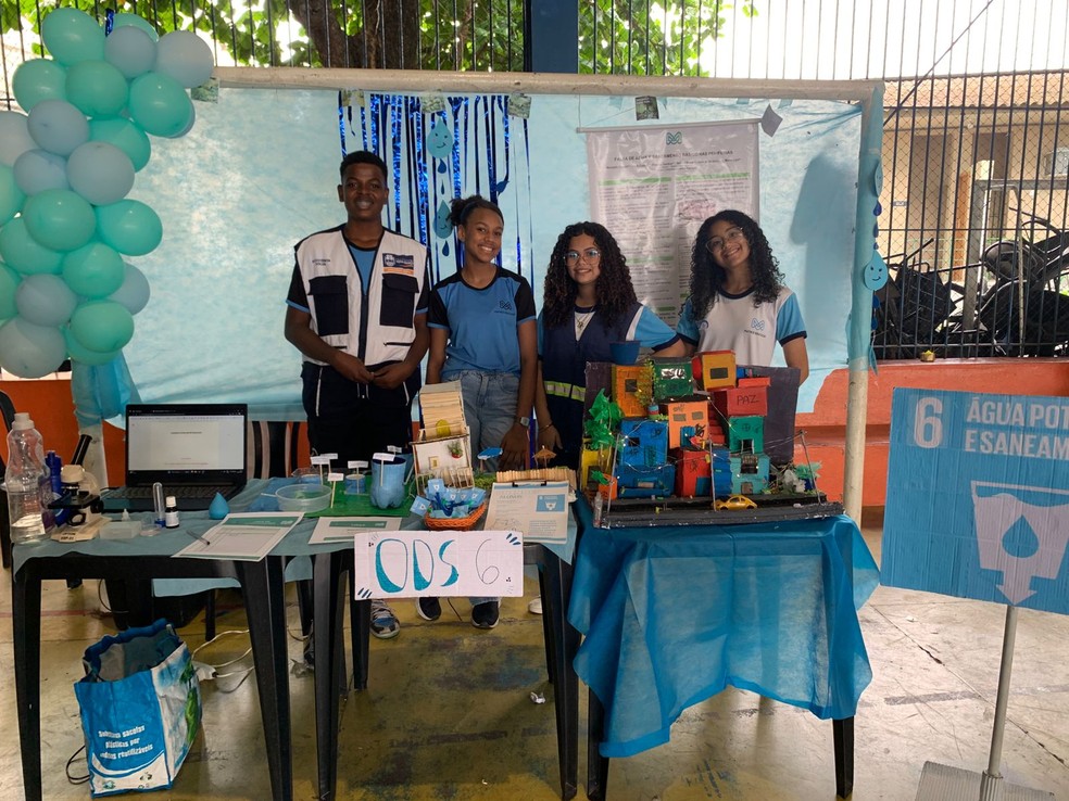 Projetos do Matriz em Rocha Miranda incluem oficinas, bombas de sementes e a maquete de usina hidrelétrica — Foto: Divulgação