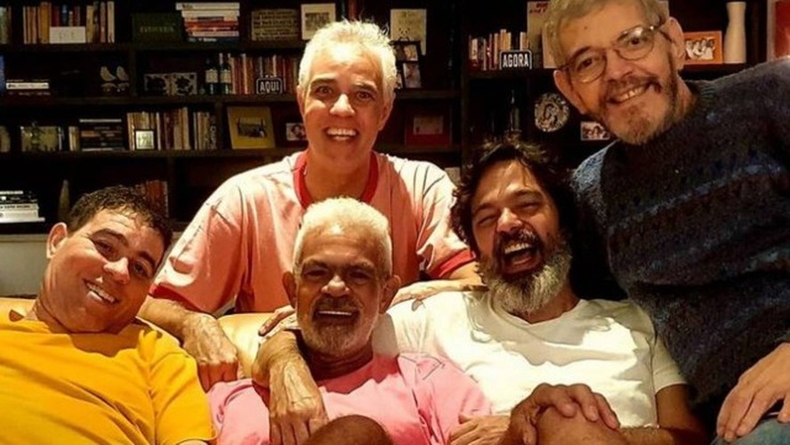 Bruno Mazzeo lamenta morte de irmão: ‘Vai jogar botão com papai em ...