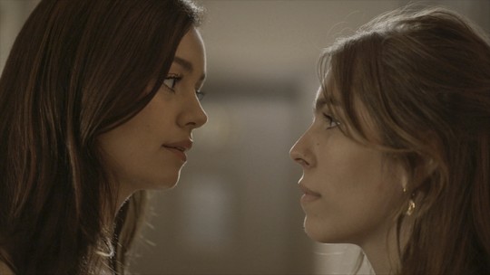 'Renascer': Eliana fica cara a cara com Buba e humilha a amante de José Venâncio. Veja fotos da cena