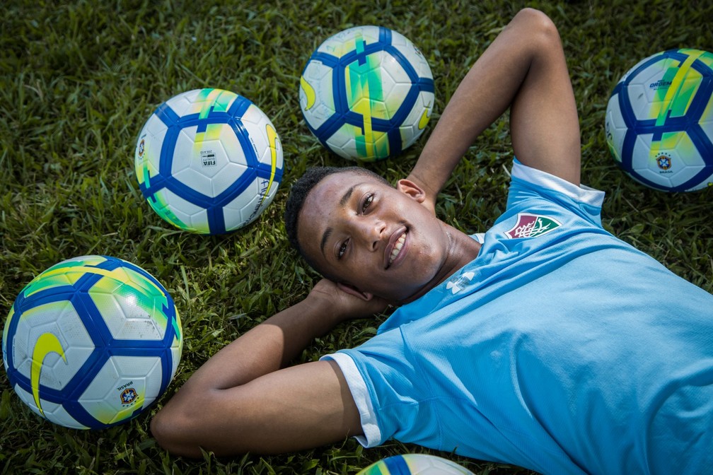 João Pedro, aos 17 anos, quando já havia sido negociado pelo Flu — Foto: Emily Almeida