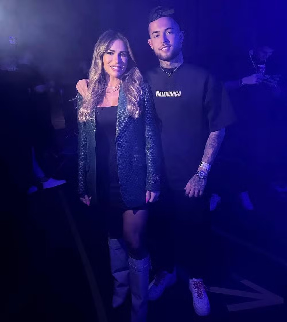 Andrei, parça de Neymar Jr., e a mãe, Mariane Bernardi, a "Neydrasta" — Foto: Reprodução