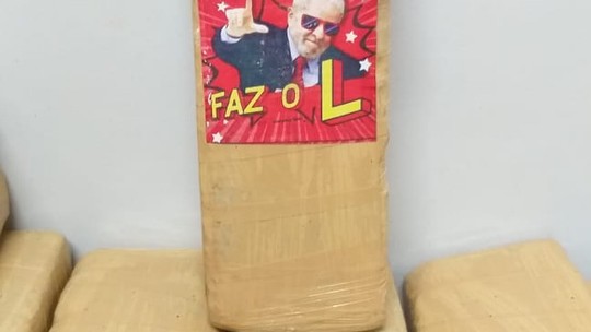 AGU notifica secretário de Tarcísio que publicou foto de maconha com adesivo de Lula