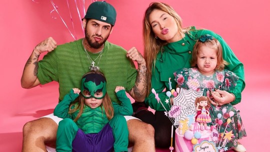 Virgínia Fonseca parabeniza filha em aniversário de 3 anos e Maria Alice rouba a cena vestida de Hulk