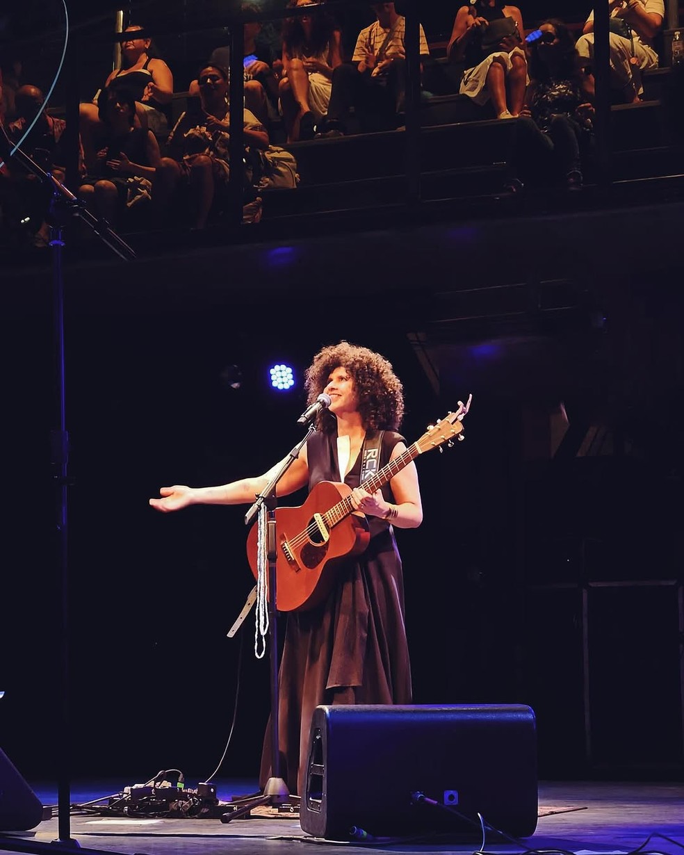 Roberta Campos leva novo disco e outros hits para a turnê "Coisas De Viver" — Foto: Reprodução/Lucas Seixas