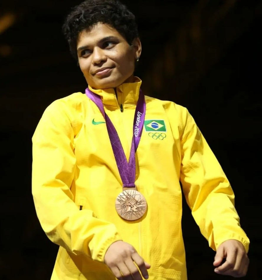 Dificuldades financeiras fizeram pugilista decidir leiloar medalha conquistada nos Jogos Olímpicos de Londres, em 2012