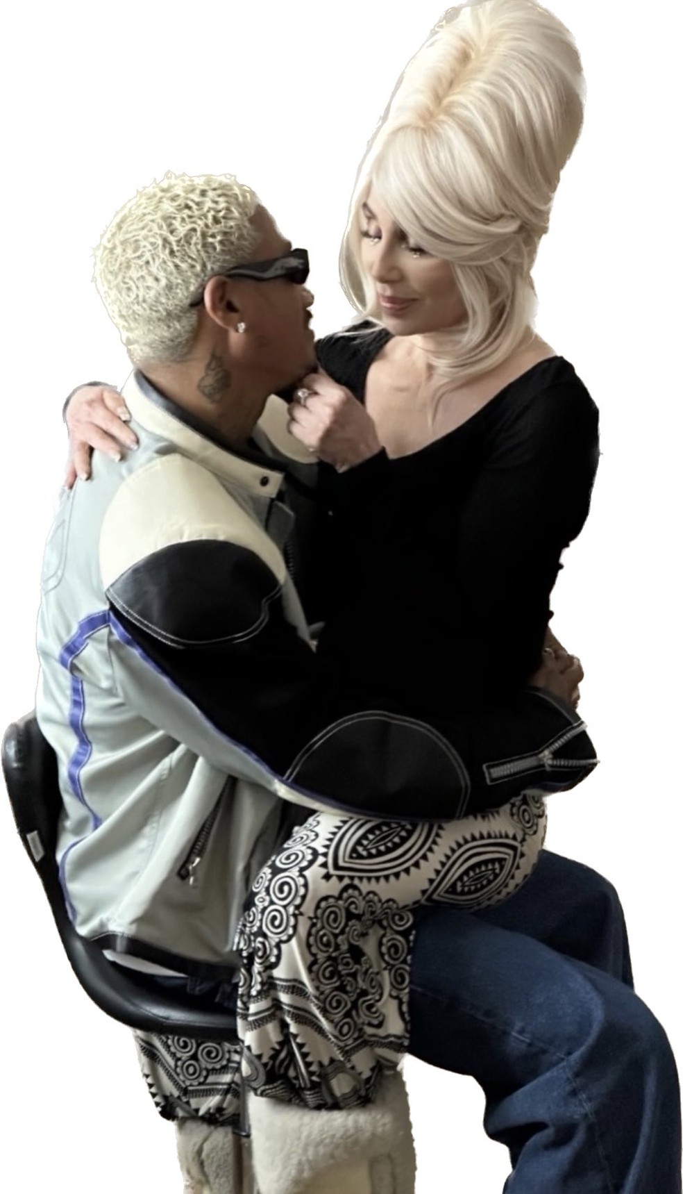 Cher and her boyfriend, music producer Alexander Edwards — Photo: Reproduction/Social Media