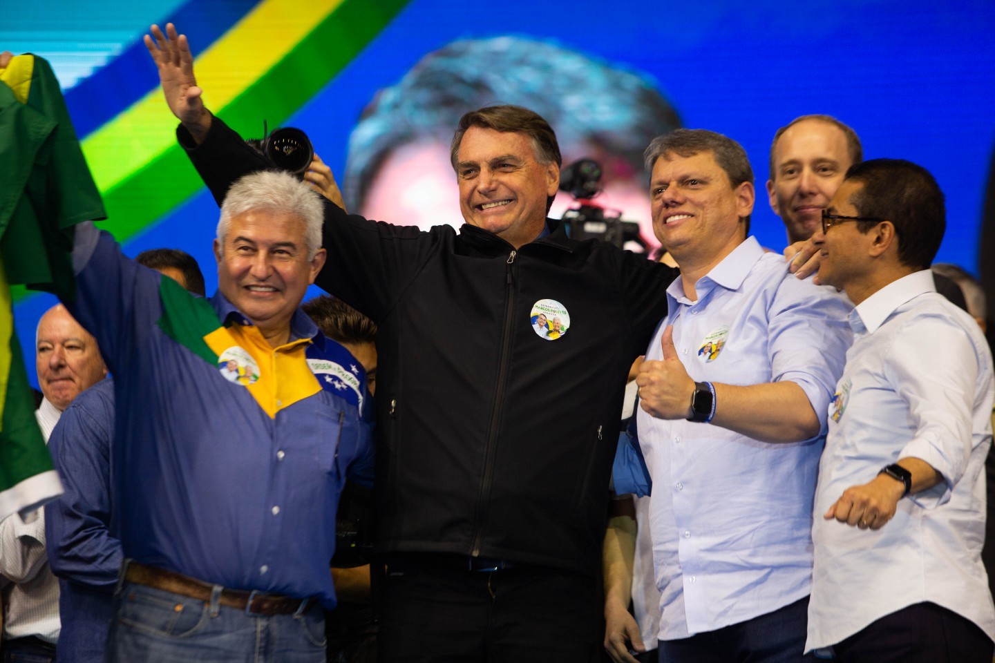 Ex-ministro Marcos Pontes, Bolsonaro e Tarcísio de Freitas na convenção do Republicanos, em SP — Foto: Maria Isabel Oliveira