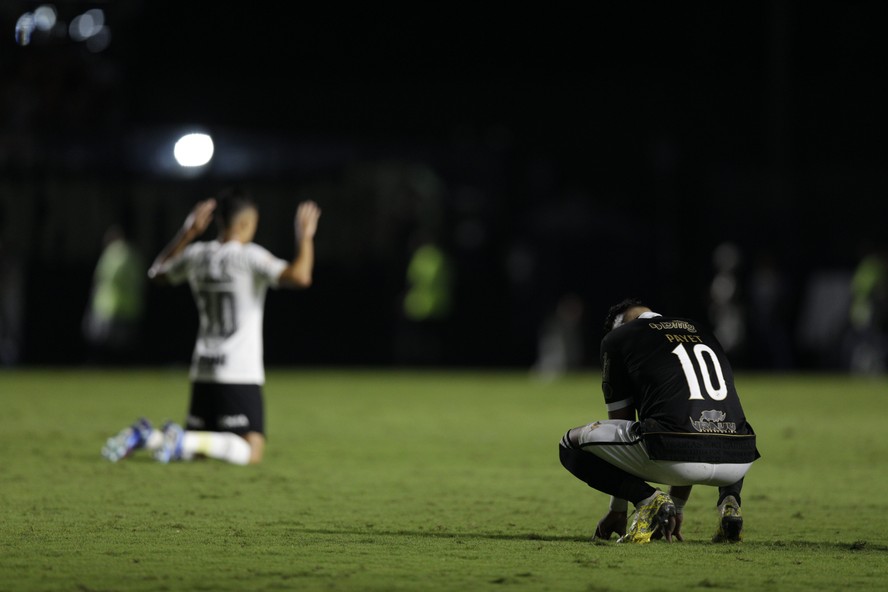 Payet lamenta derrota do Vasco para o Corinthians em São Januário