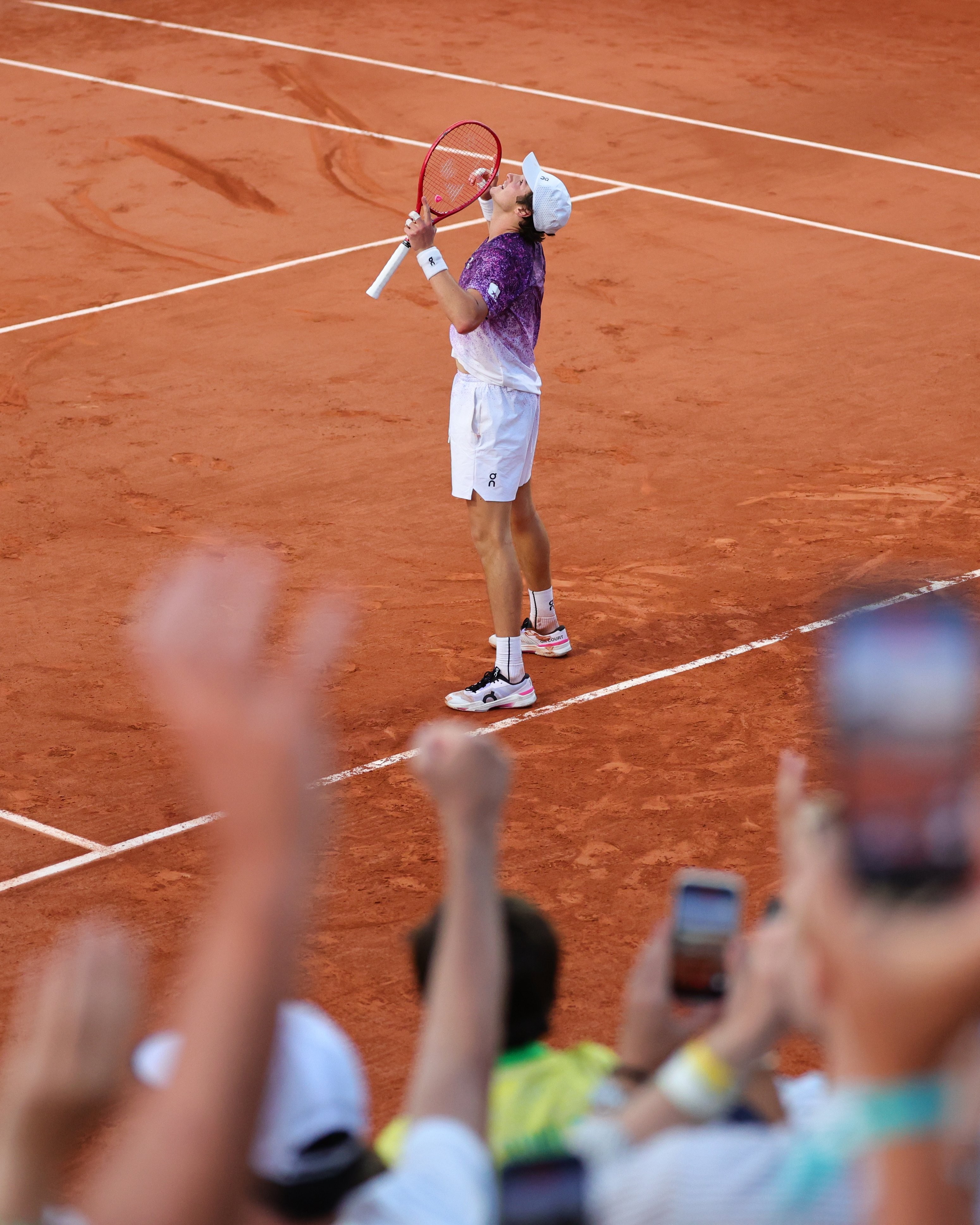 'Uma honra para mim': João Fonseca mira confronto contra Djokovic após vitória épica em Roland Garros