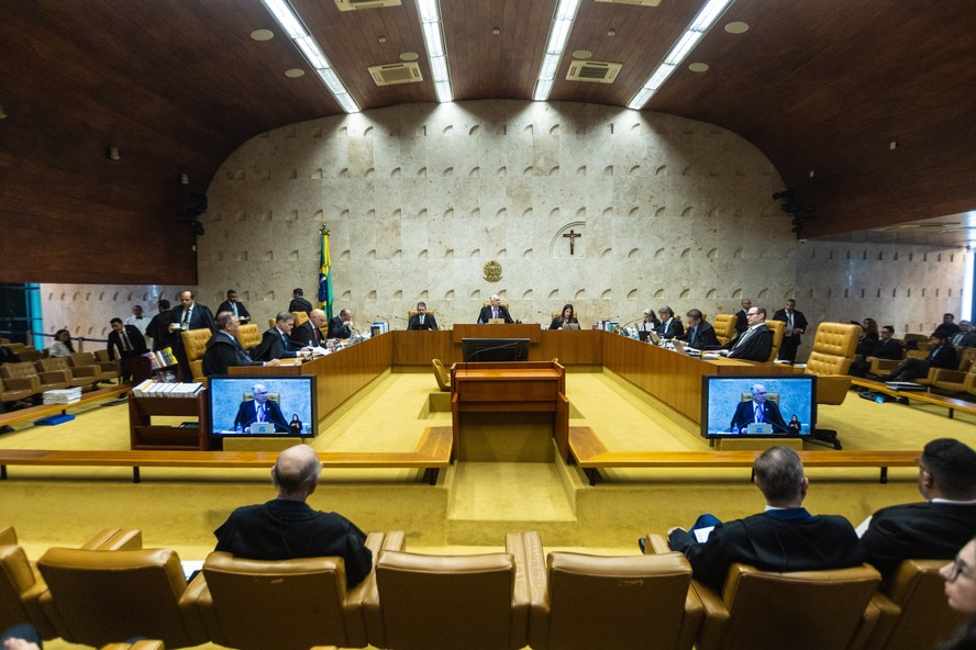 Fachin faz reunião com ministros do STF em meio a impasse sobre código de conduta