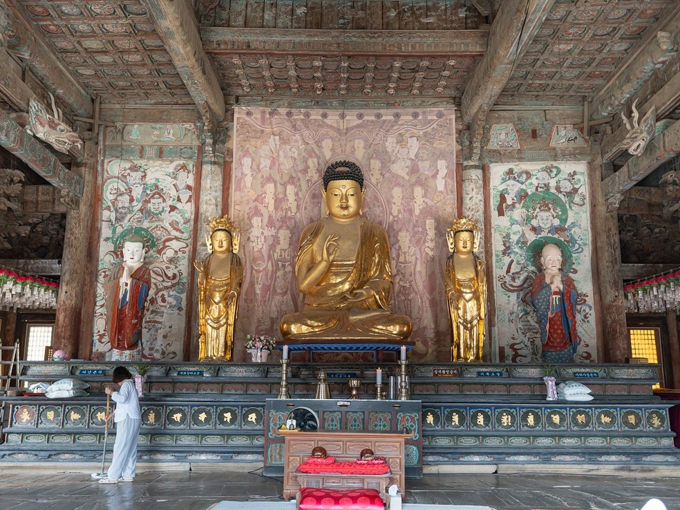 Estátua de Buda no Templo de Bulguksa — Foto: Divulgação/Kocis Center