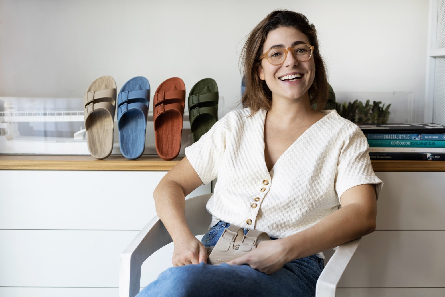 Empresária Cria Sandália Sustentável e Conquista Mercado Europeu