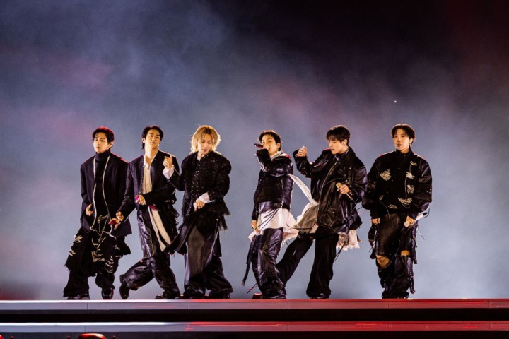 BTS inicia turnê mundial e pode superar receita de Taylor Swift