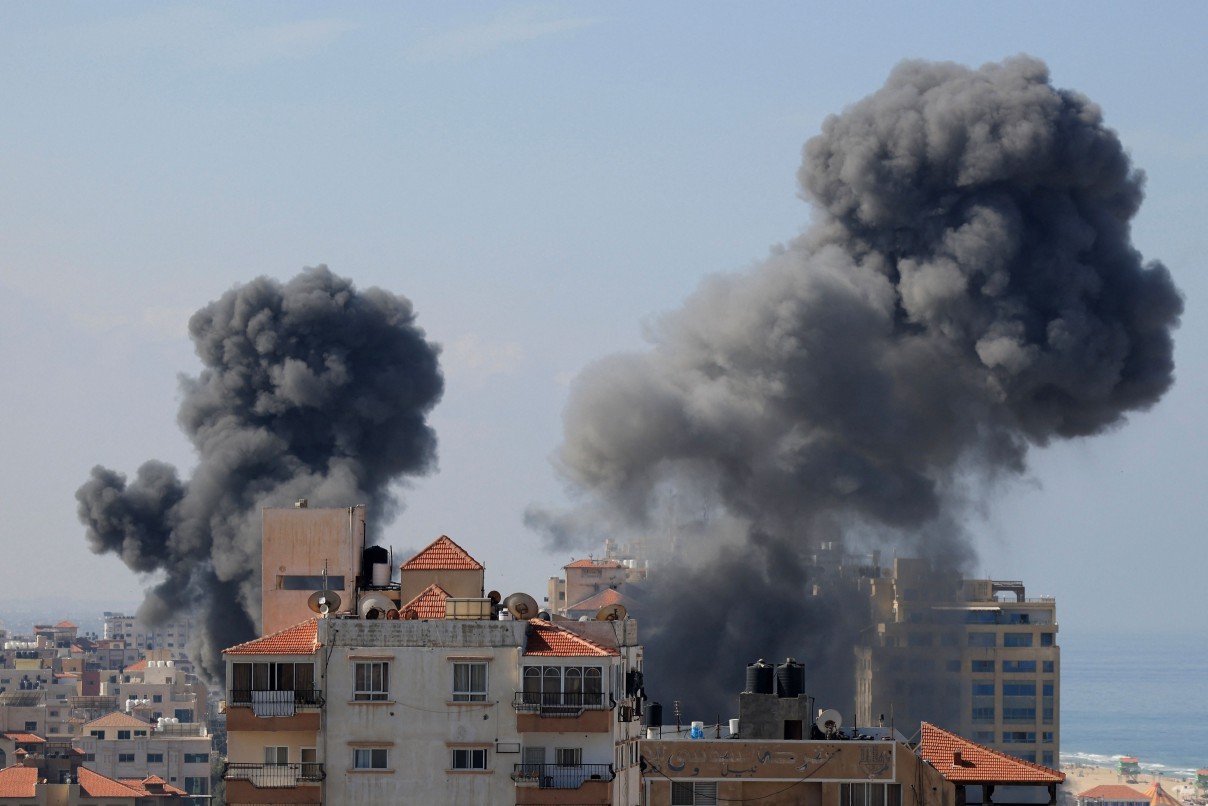 Ataque surpresa do Hamas a Israel e contra ofensiva deixam mais de 200 mortos — Foto: AFP