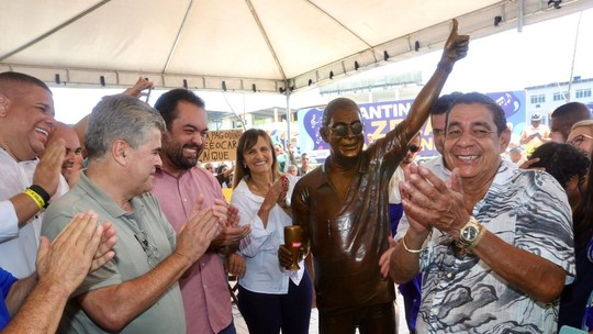 'Fui pego de surpresa', diz Zeca Pagodinho sobre estátua e também sobre homenagem ao pai
