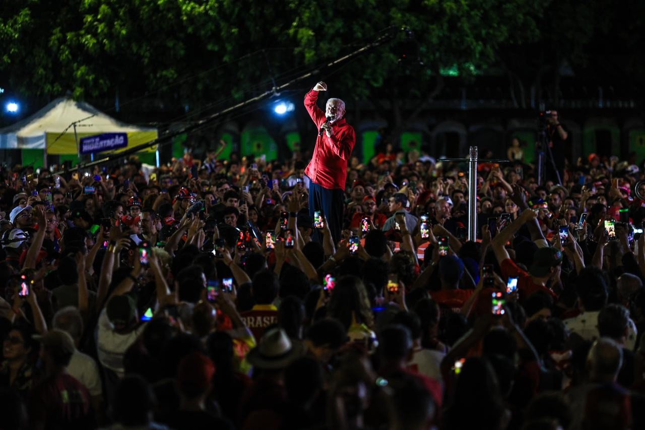 Lula ataca Celina Leão no DF e diz que não vai dar dinheiro ao BRB: 'Quem quebrou foi a ligação do Vorcaro com Ibaneis' - Foto
