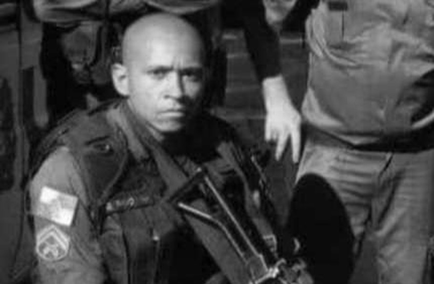 Roberto Rino de Souza era 3º sargento e ingressou na Polícia Militar em 2009. O agente foi morto durante uma ação na comunidade do Corte 8, em Duque de Caxias