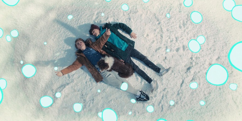 Nick (Kit Connor) e Charlie (Joe Locke) em Heartstopper — Foto: Netflix