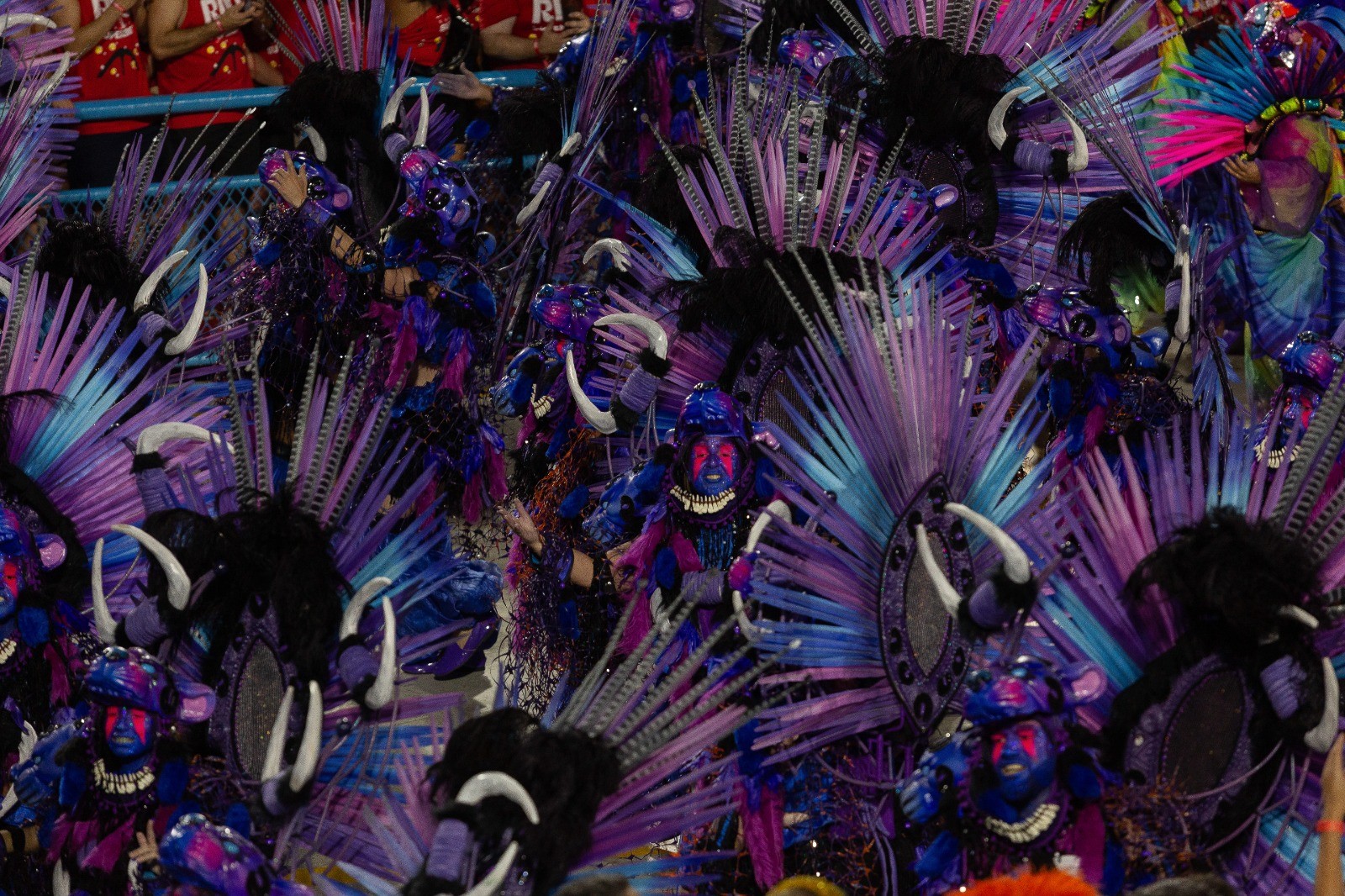 Imperatriz Leopoldinense conquista Estandarte de Ouro de melhores fantasias do carnaval 2026 — Foto: Júlia Aguiar/ Agência O Globo