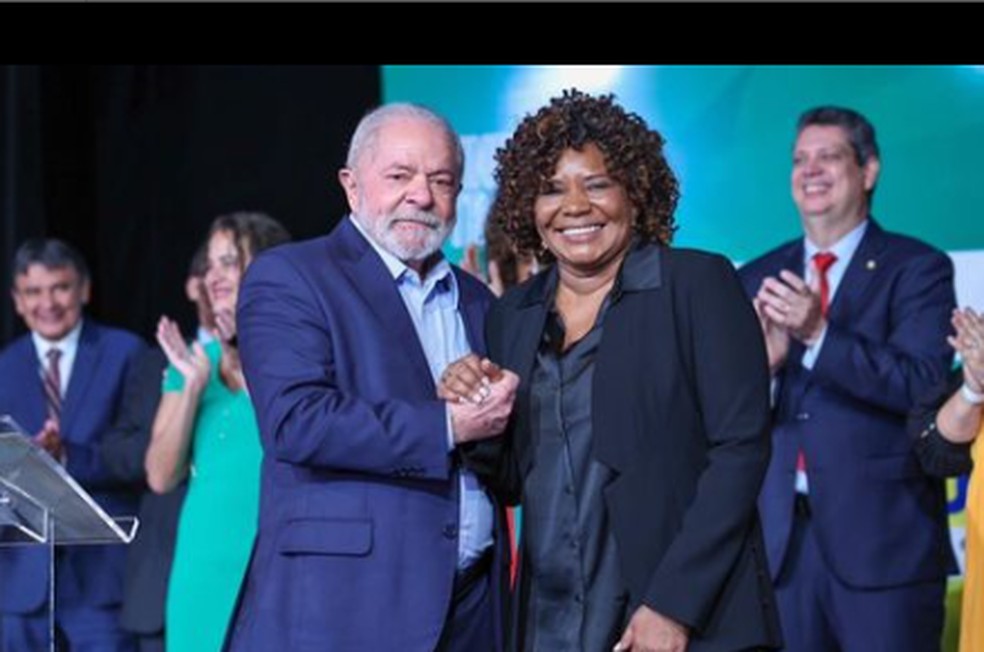Lula e Margareth Menezes — Foto: Ricardo Stuckert
