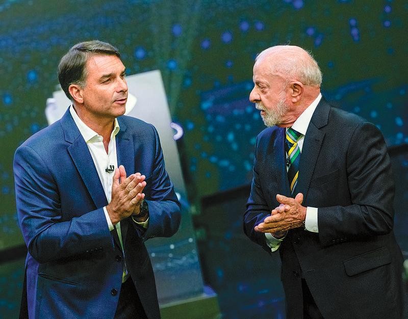 Flávio Bolsonaro diz que aceita quebra de sigilo se Lula abrir dados do ex-chefe de gabinete
