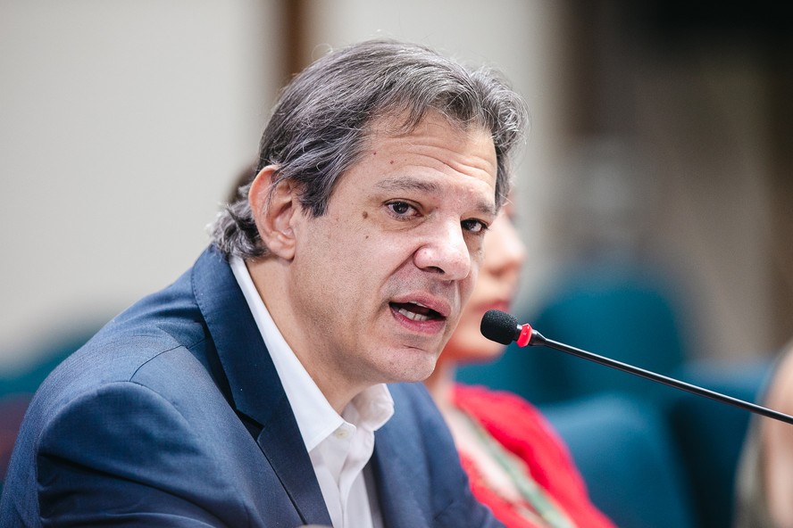 'Resultado primário depende do Congresso Nacional', diz Haddad