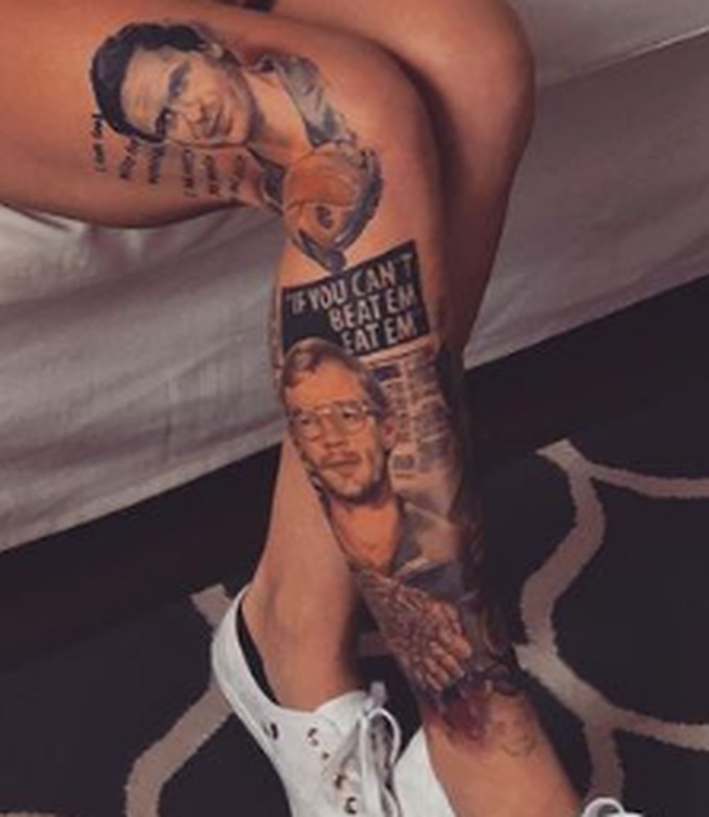 Jeffrey Dahmer australiana que tatuou rosto do serial killer fala em