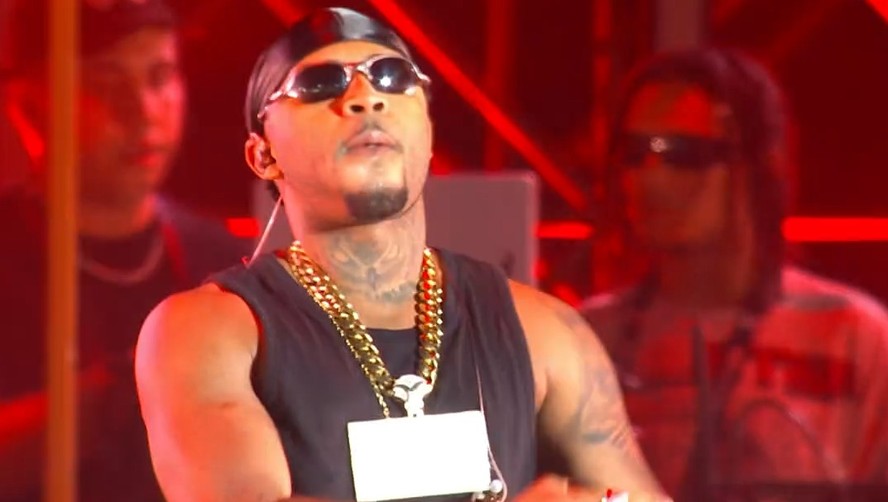 O cantor Orochi em apresentação no Rock in Rio