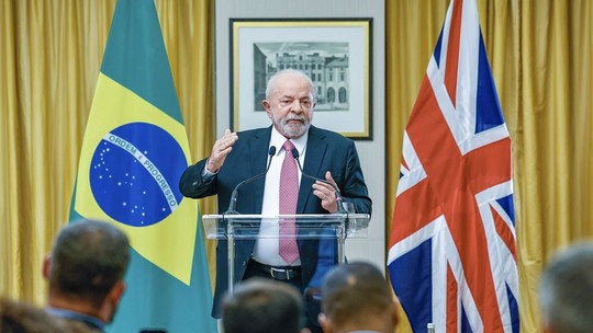 Lula promete reativar programa de saúde bucal na segunda-feira