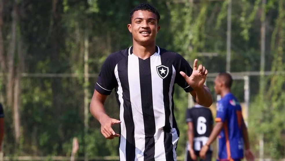 Kayke, atacante que &eacute; considerado joia do Botafogo &mdash; Foto: Divulga&ccedil;&atilde;o